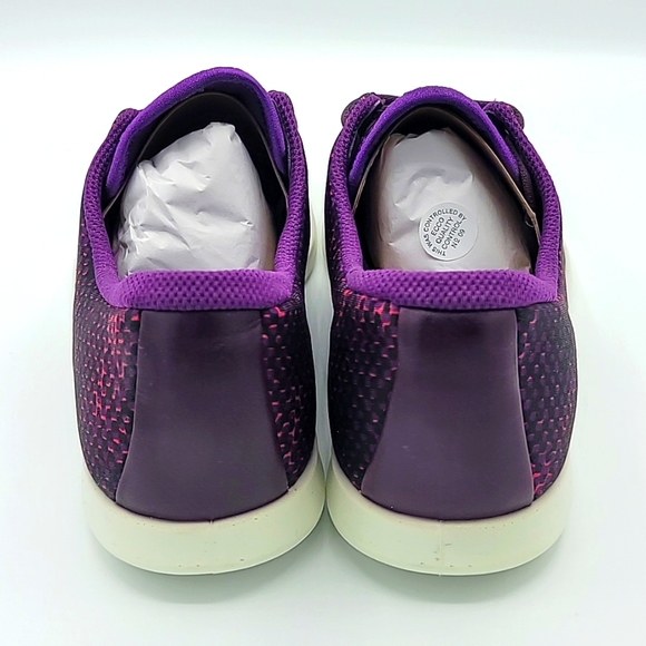 NWB! Ecco Sense Sneaker Imperial Purple Women’s Size 9-9.5 (US) 40 (EU) - Picture 3 of 10